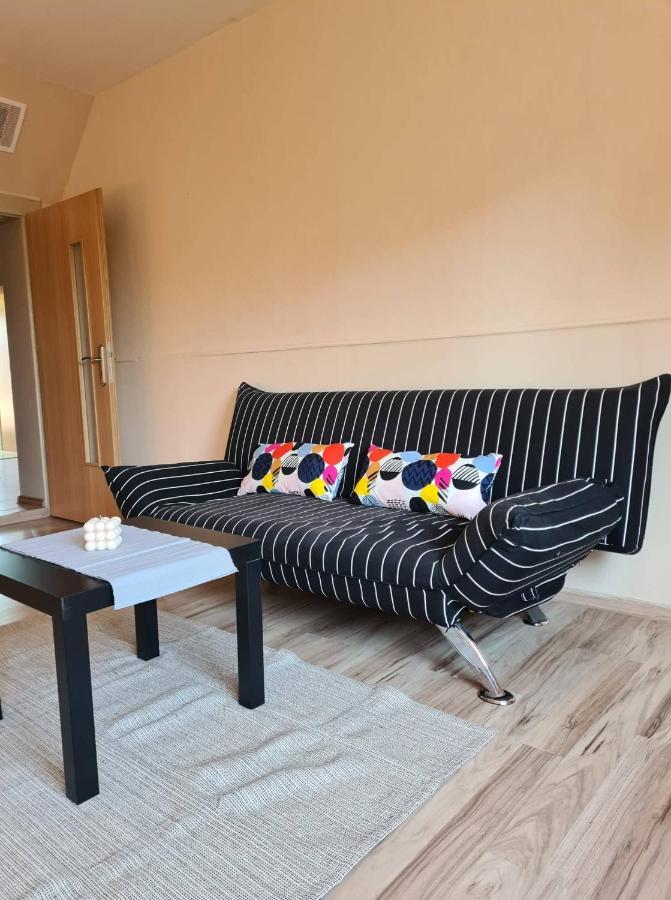 Cosy Vacation House In The Village Veľký Meder Bagian luar foto